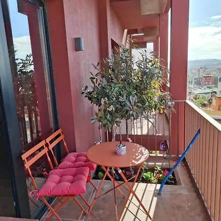 Don * Tirana